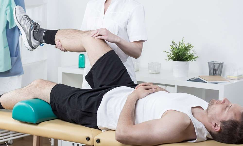Physiotherapist consultation session
